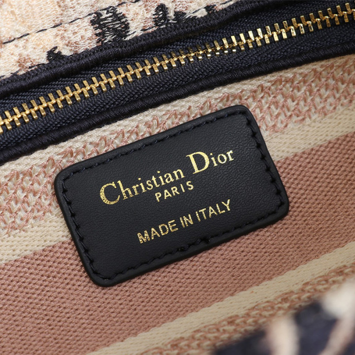 Dior Womens Bags Handbags Luxury Fashion MEDIUM LADY D-LITE BAG Gray Toile de Jouy Reverse Embroidery M0565ORGO_M932