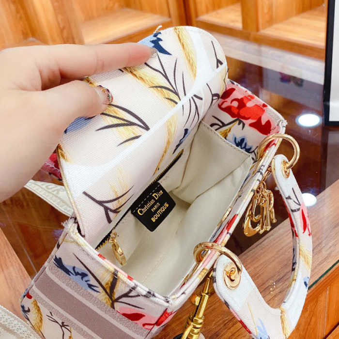 Dior Womens Bags Handbags Luxury Fashion MEDIUM LADY D-LITE BAG with Original Box