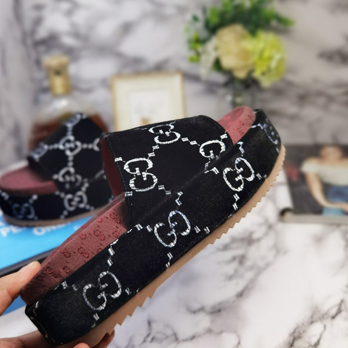 Gucci Mens Shoes Sandals Slides Slippers Luxury Brand Thick Sole Design with Original Box