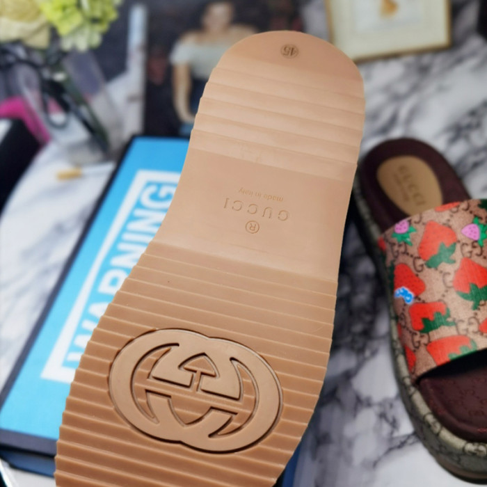 Gucci Mens Shoes Sandals Slides Slippers Luxury Brand Thick Sole Design with Original Box