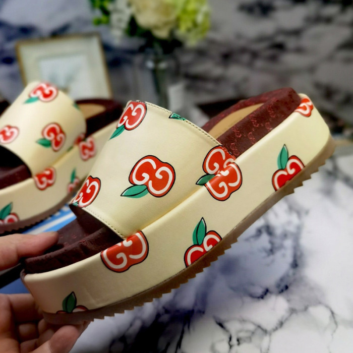 Gucci Mens Shoes Sandals Slides Slippers Luxury Brand Thick Sole Design with Original Box