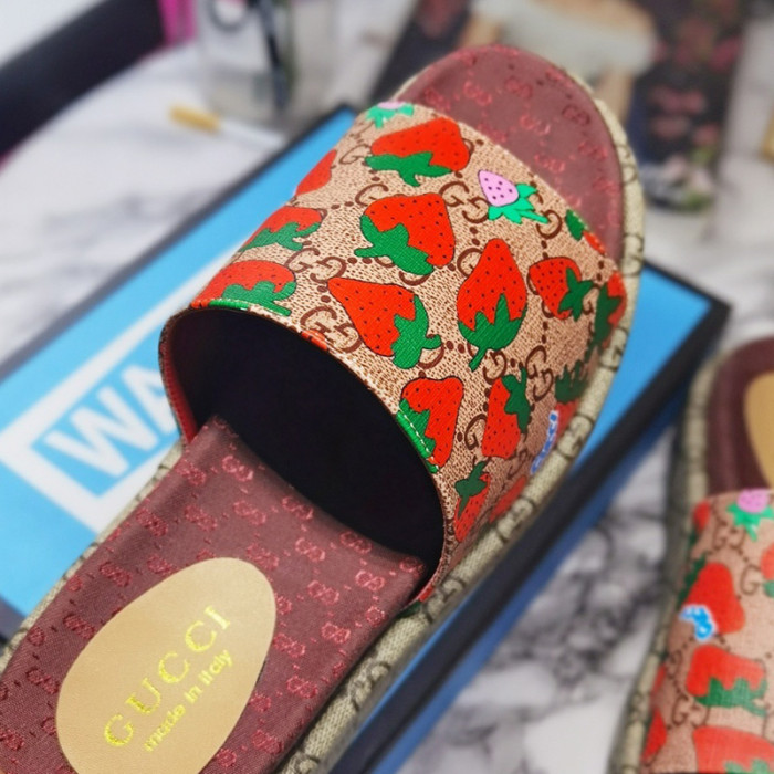 Gucci Mens Shoes Sandals Slides Slippers Luxury Brand Thick Sole Design with Original Box