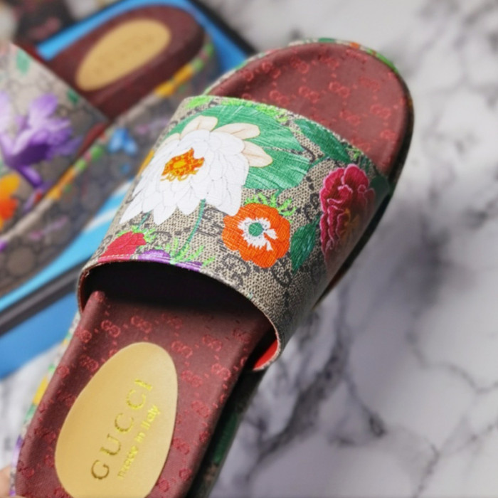 Gucci Mens Shoes Sandals Slides Slippers Luxury Brand Thick Sole Design with Original Box