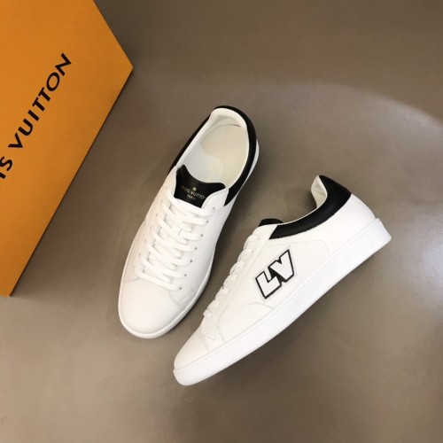 Louis Vuitton Men Shoes Fashion Casual Fashion Sneakers Luxury Black Luxembourg Sneaker 1A8XZS Black / White Perforated calf leather with Original Box