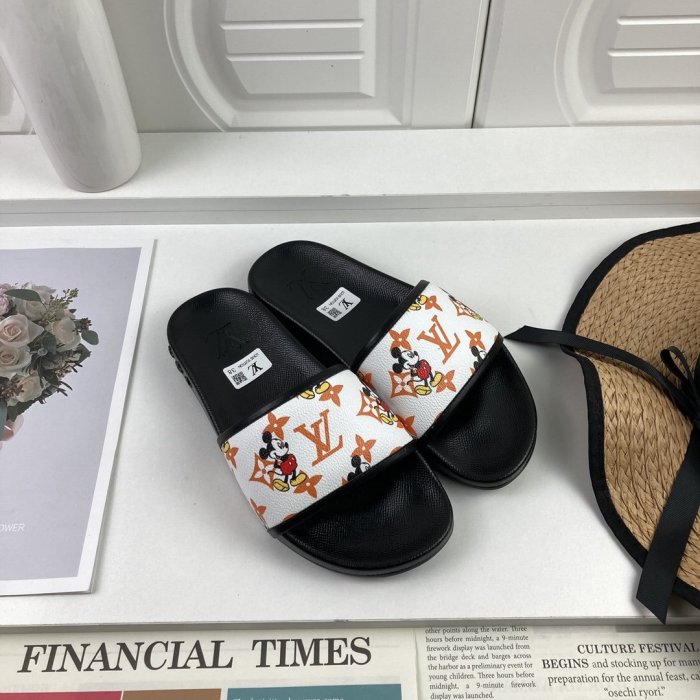 Louis Vuitton Men Shoes Slippers Sandals Flip Flop Luxury Brand WATERFRONT MULE with Original Box