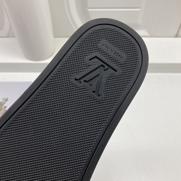 Louis Vuitton Men Shoes Slippers Sandals Flip Flop Luxury Brand WATERFRONT MULE with Original Box