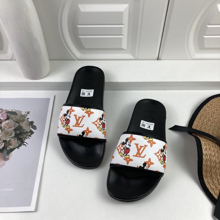 Louis Vuitton Men Shoes Slippers Sandals Flip Flop Luxury Brand WATERFRONT MULE with Original Box