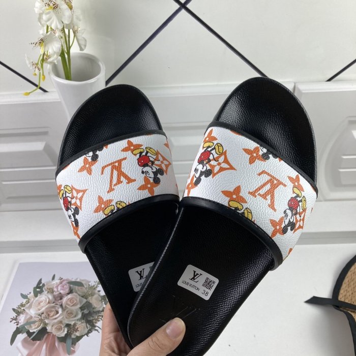 Louis Vuitton Men Shoes Slippers Sandals Flip Flop Luxury Brand WATERFRONT MULE with Original Box