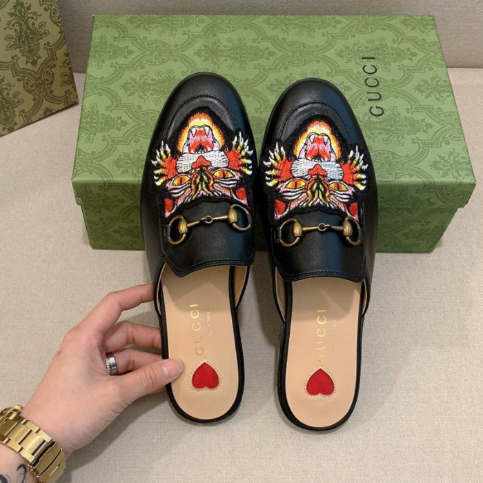 Gucci Womens Shoes Slippers Slides Casual Design Luxury Brand Leather Princetown leather slipper with Original Box