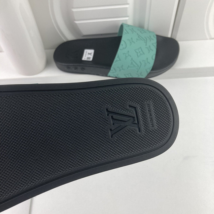 Louis Vuitton Men Shoes Slippers Sandals Flip Flop Luxury Brand WATERFRONT MULE with Original Box