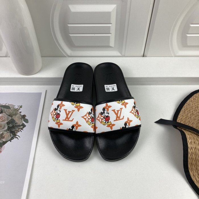 Louis Vuitton Men Shoes Slippers Sandals Flip Flop Luxury Brand WATERFRONT MULE with Original Box