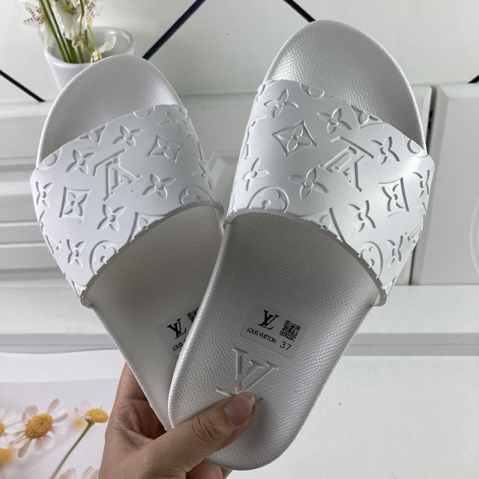 Louis Vuitton Men Shoes Slippers Sandals Flip Flop Luxury Brand WATERFRONT MULE with Original Box