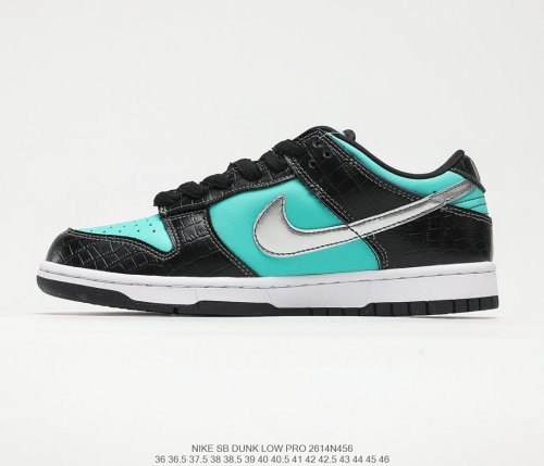 Nike SB Dunk Low Sneakers Men Womens Shoes 2614N456