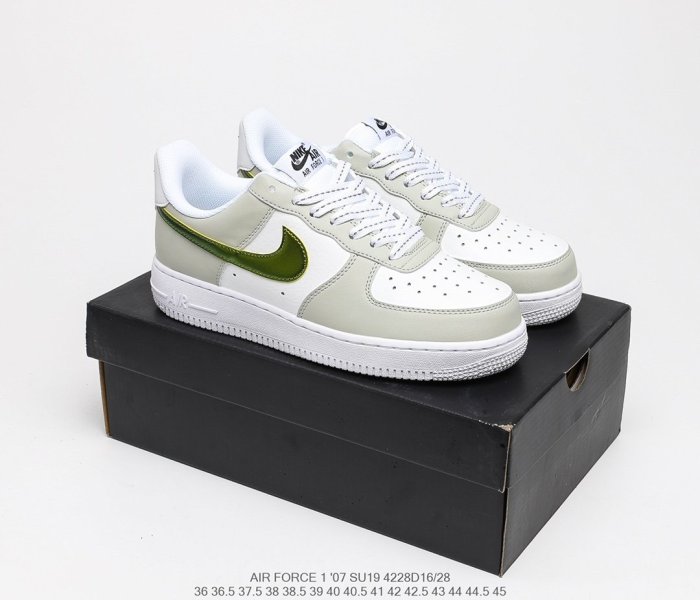 NIke Air Force 1’07 LV8 Metallic Summit White Sneakers Men Womens Shoes 4228D16/28