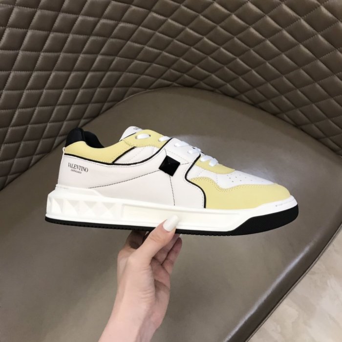 Valentino Men Shoes Fashion Design Luxury Brand ONE STUD LOW-TOP NAPPA SNEAKER with Original Box
