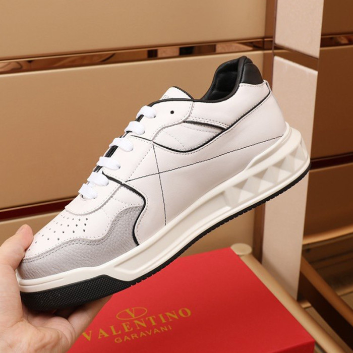Valentino Men Shoes Fashion Design Luxury Brand ONE STUD LOW-TOP NAPPA SNEAKER WY2S0E71NWN0N2 with Original Box