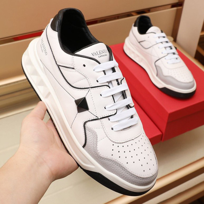 Valentino Men Shoes Fashion Design Luxury Brand ONE STUD LOW-TOP NAPPA SNEAKER WY2S0E71NWN0N2 with Original Box