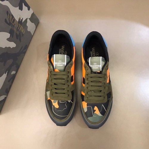 Valentino Men Shoes Fashion Design Luxury Brand ROCKRUNNER CAMOUFLAGE LAMINATED STUDDED SNEAKER with Original Box