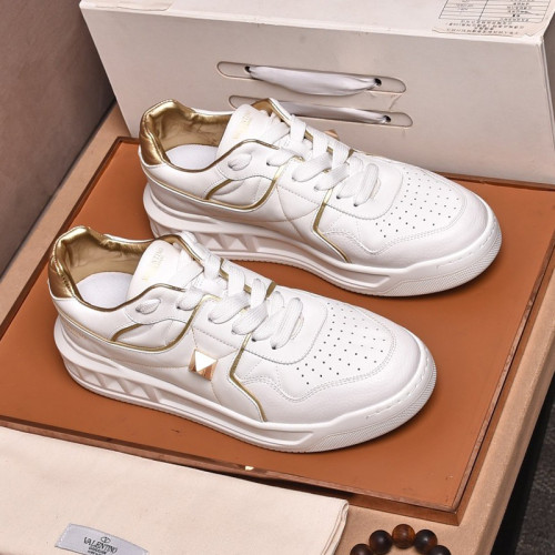 Valentino Men Shoes Fashion Design Luxury Brand ONE STUD LOW-TOP NAPPA SNEAKER with Original Box