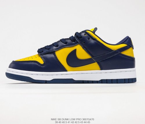 Nike SB Dunk Low Sneakers Mens Shoes 3607G470