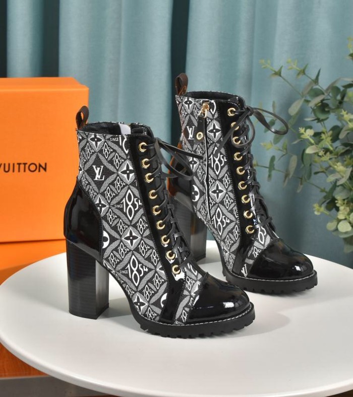 Louis Vuitton Women Shoes Boots Luxury Brand STAR TRAIL ANKLE BOOT with Original Box