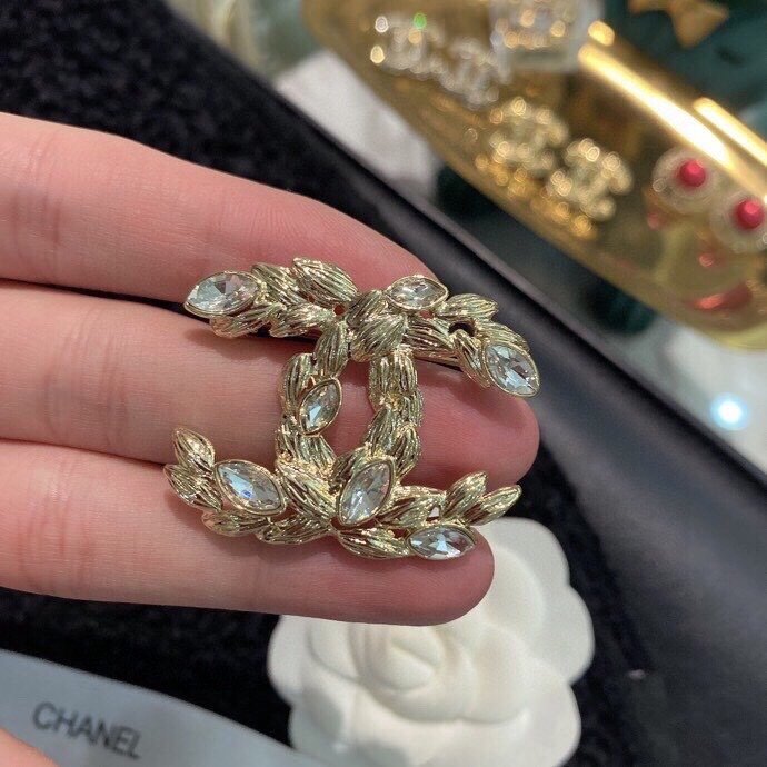 Chanel Luxury Womens Brooches