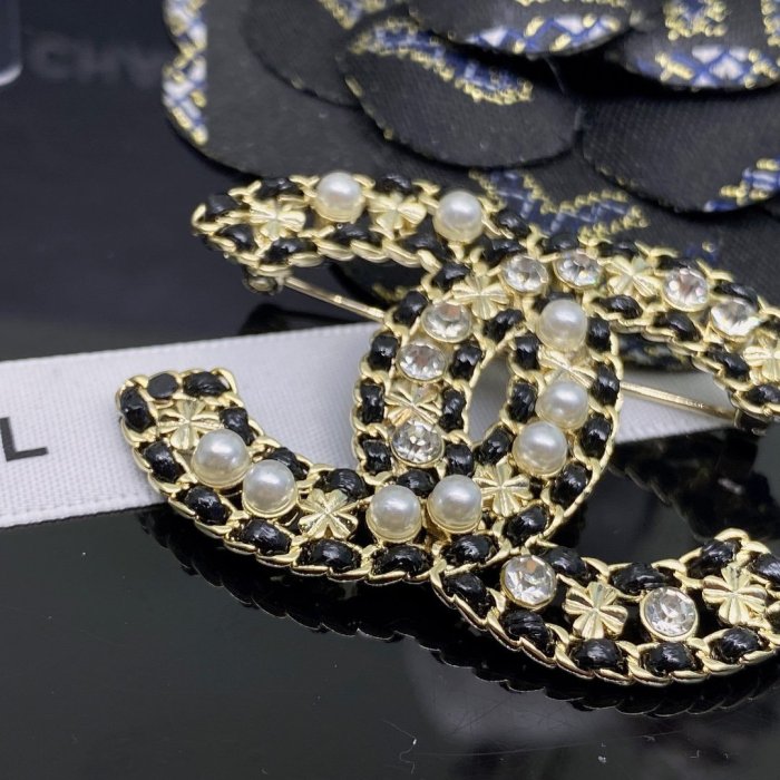 Chanel Luxury Womens Brooches