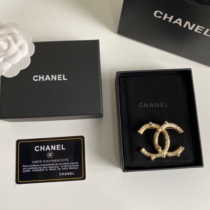 Chanel Luxury Womens Brooches
