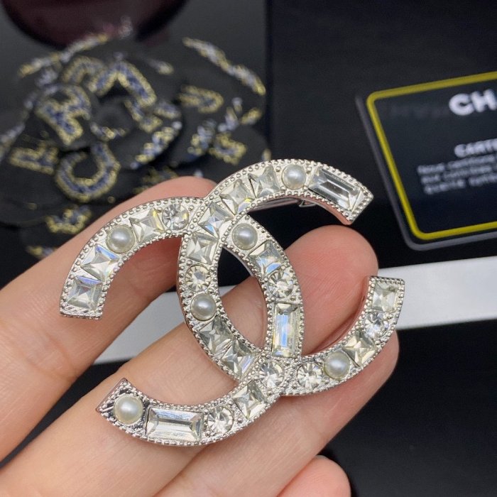 Chanel Luxury Womens Brooches