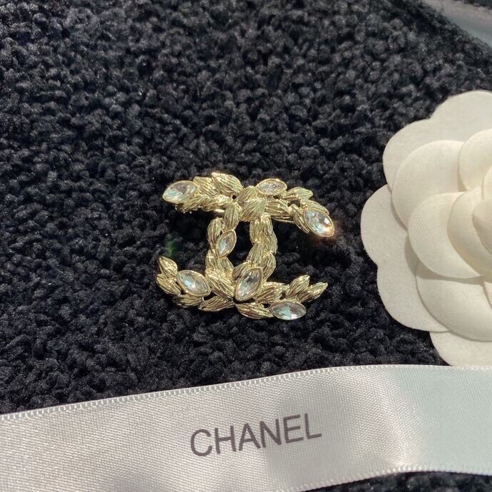 Chanel Luxury Womens Brooches