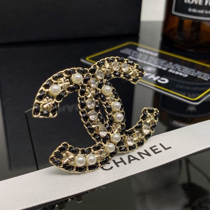 Chanel Luxury Womens Brooches