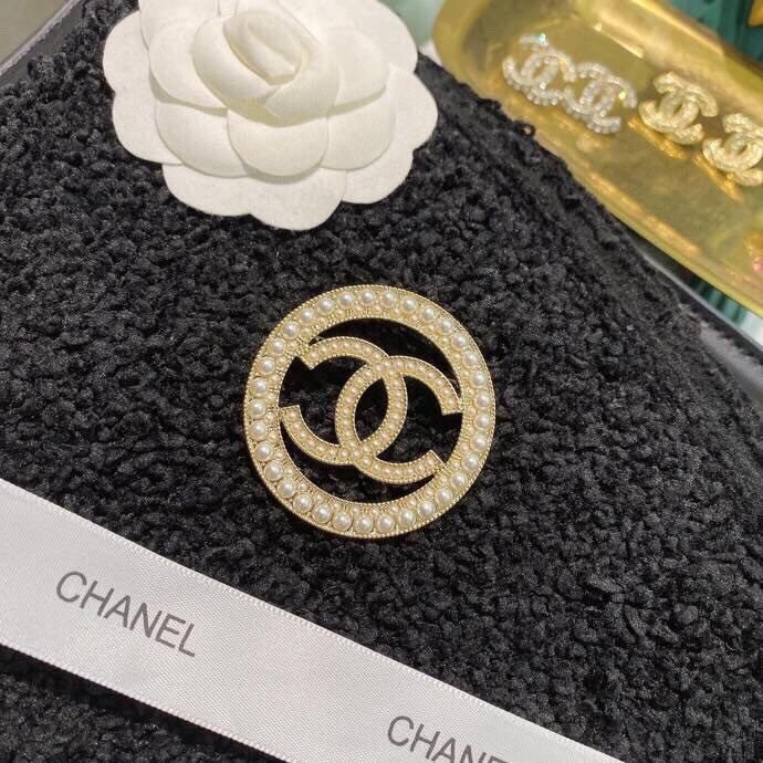 Chanel Luxury Womens Brooches