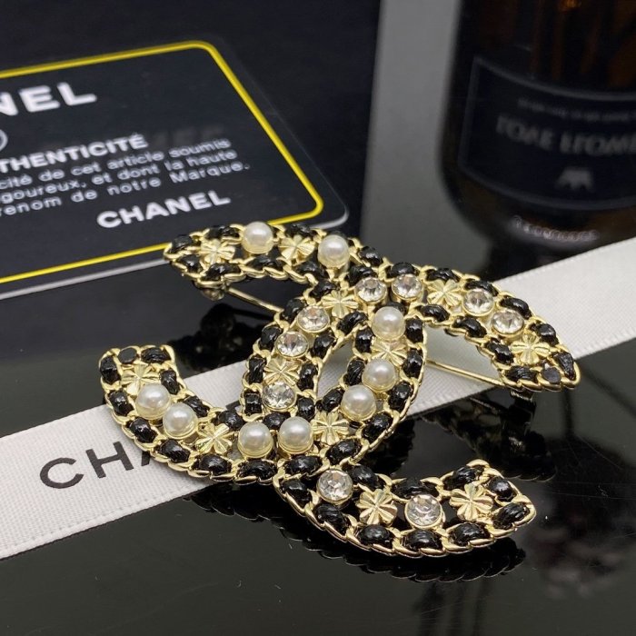 Chanel Luxury Womens Brooches
