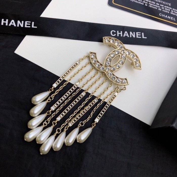 Chanel Luxury Womens Brooches