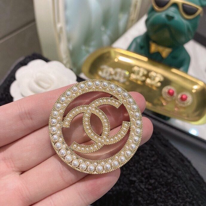 Chanel Luxury Womens Brooches