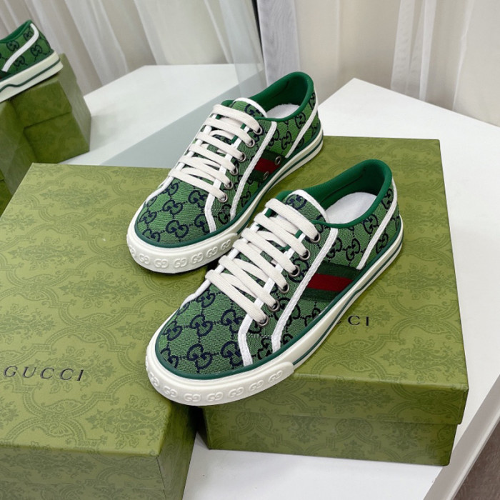 Gucci Womens Shoes Fashion Type Luxury Brand Leather Women's Gucci Tennis 1977 GG Multicolor sneaker with Original Box