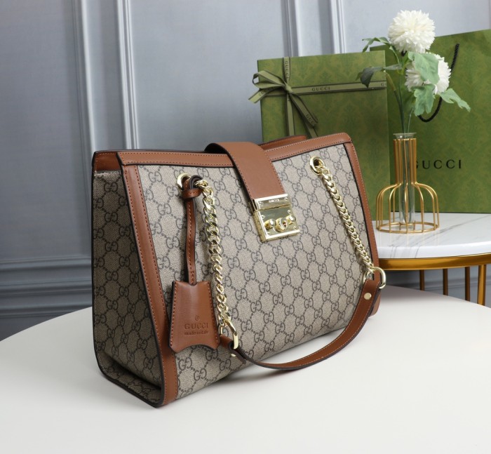 Gucci Womens Bags Shoulder Messenger Bag Luxury Brand GG Supreme Padlock medium GG shoulder bag with Original Box 479197 KHNKG 8534