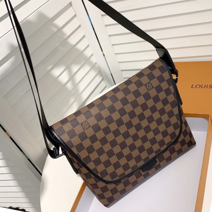 Louis Vuitton Mens Bags Messenger Bag Luxury Brand MAGNETIC MESSENGER Shoulder Bags for Men with Original Box