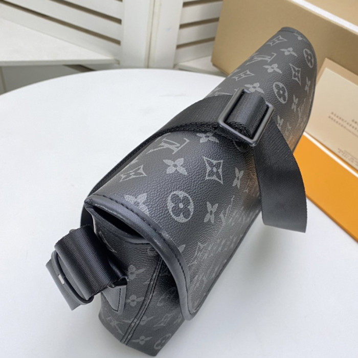 Louis Vuitton Mens Bags Messenger Bag Luxury Brand MAGNETIC MESSENGER Shoulder Bags for Men with Original Box