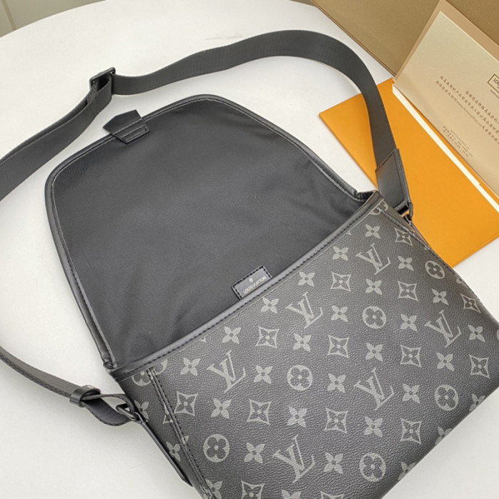Louis Vuitton Mens Bags Messenger Bag Luxury Brand MAGNETIC MESSENGER Shoulder Bags for Men with Original Box