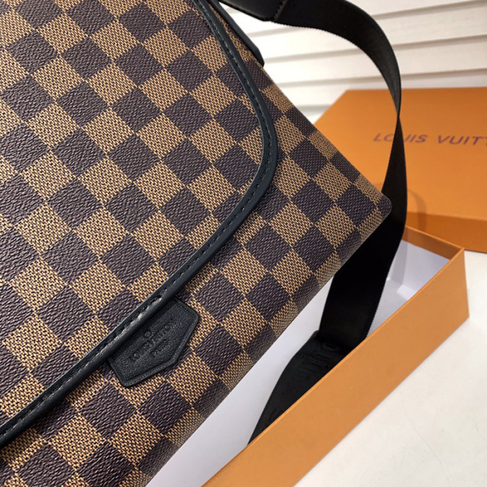 Louis Vuitton Mens Bags Messenger Bag Luxury Brand MAGNETIC MESSENGER Shoulder Bags for Men with Original Box