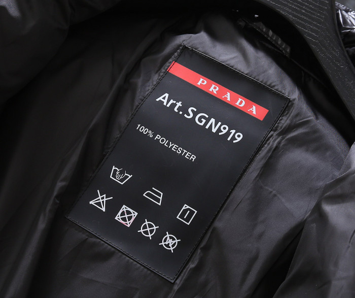 Prada Mens Womens Winter Windprood Down Jackets Keep Warm 80% White Duck Down