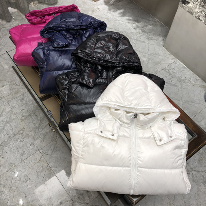Moncler Design Mens Womens Winter Windprood Down Jackets Keep Warm 90% White Duck Down