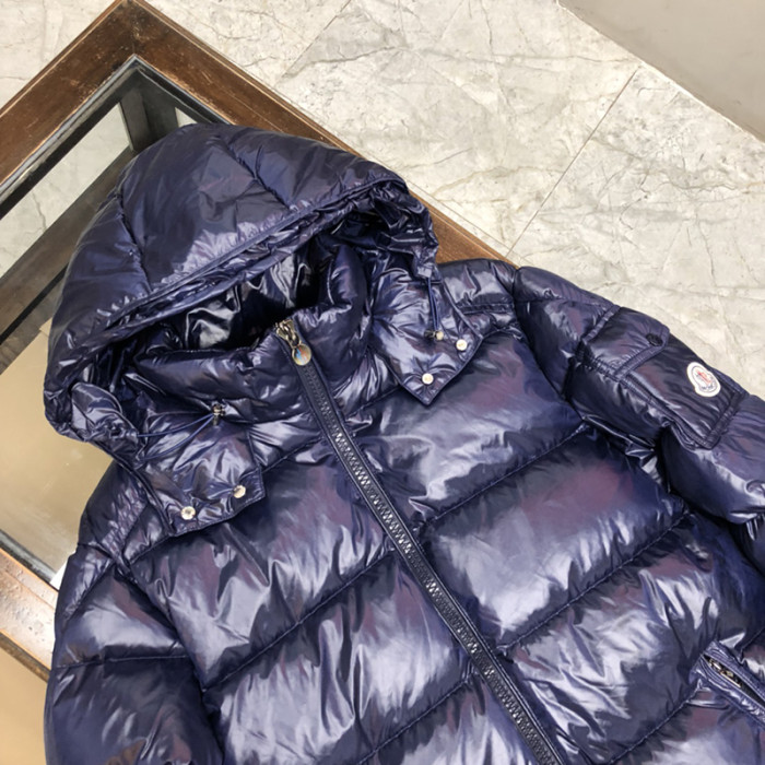 Moncler Design Mens Womens Winter Windprood Down Jackets Keep Warm 90% White Duck Down