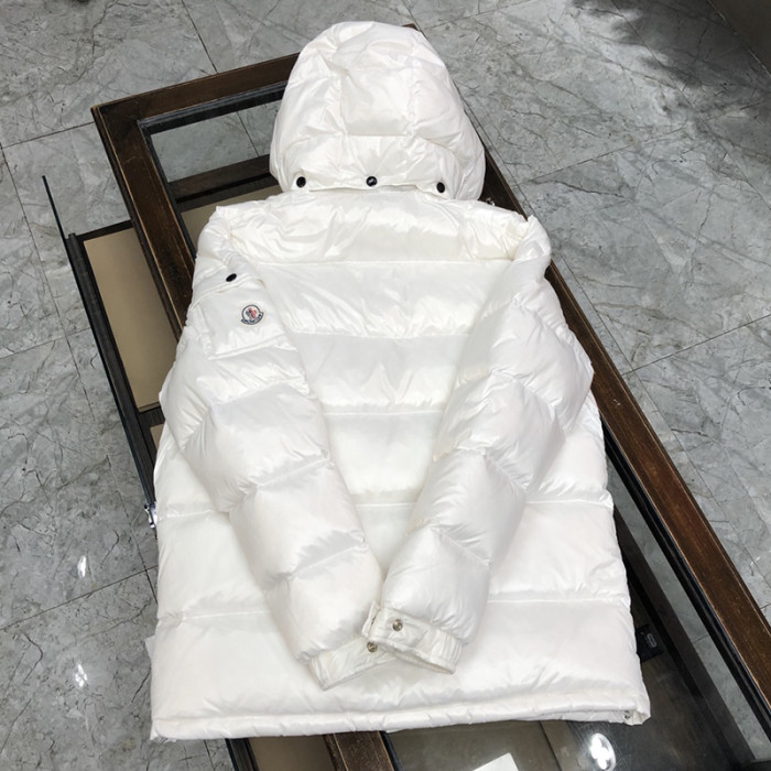 Moncler Design Mens Womens Winter Windprood Down Jackets Keep Warm 90% White Duck Down