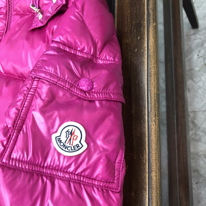 Moncler Design Mens Womens Winter Windprood Down Jackets Keep Warm 90% White Duck Down