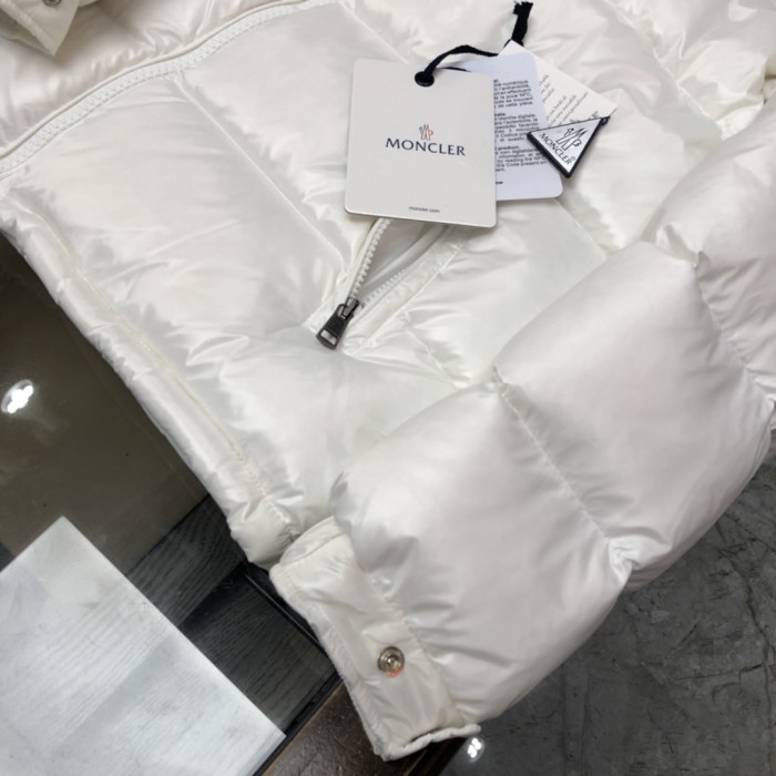 Moncler Design Mens Womens Winter Windprood Down Jackets Keep Warm 90% White Duck Down