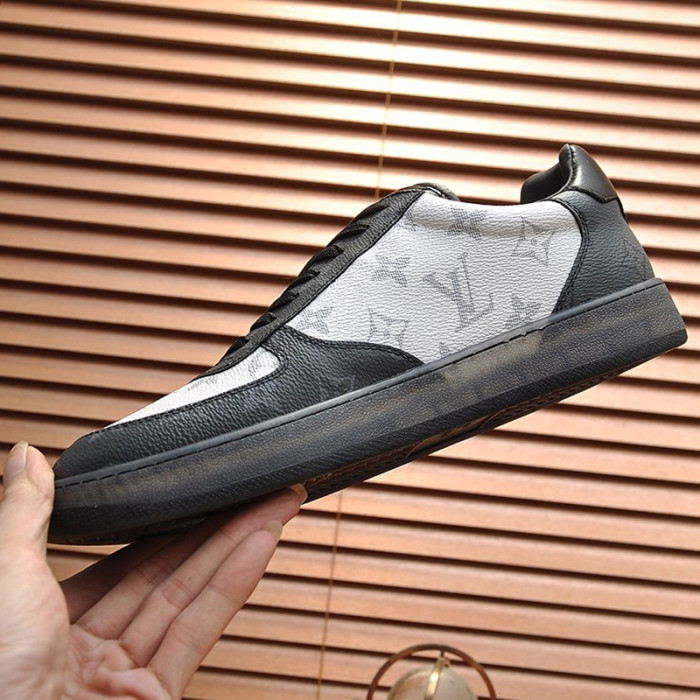 Louis Vuitton Men Shoes Fashion Sneakers RIVOLI SNEAKER Luxury Brand Casual Shoes with Original Box
