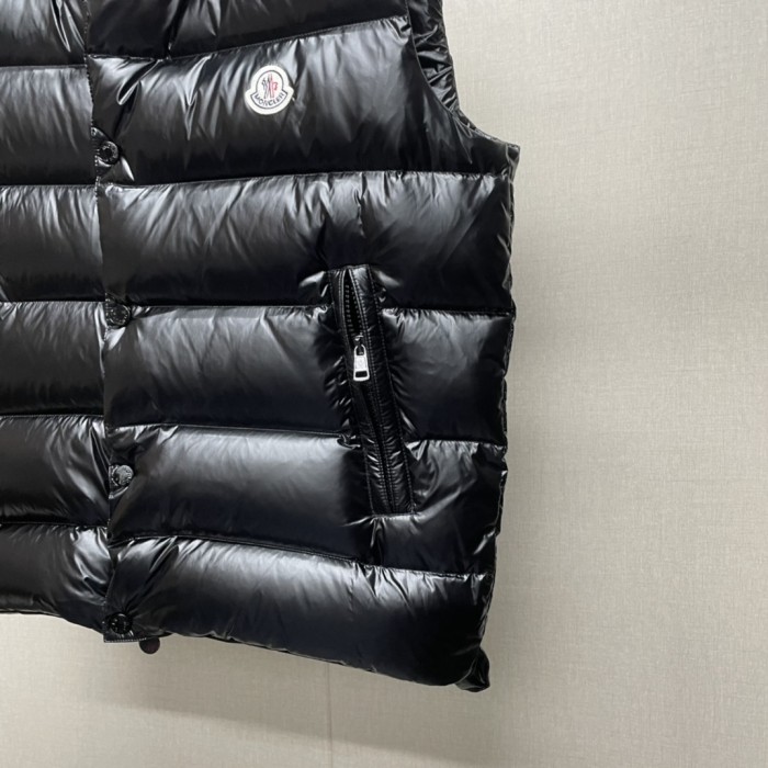 Moncler Design Mens Womens Winter Windprood Down Jackets Keep Warm 90% White Duck Down