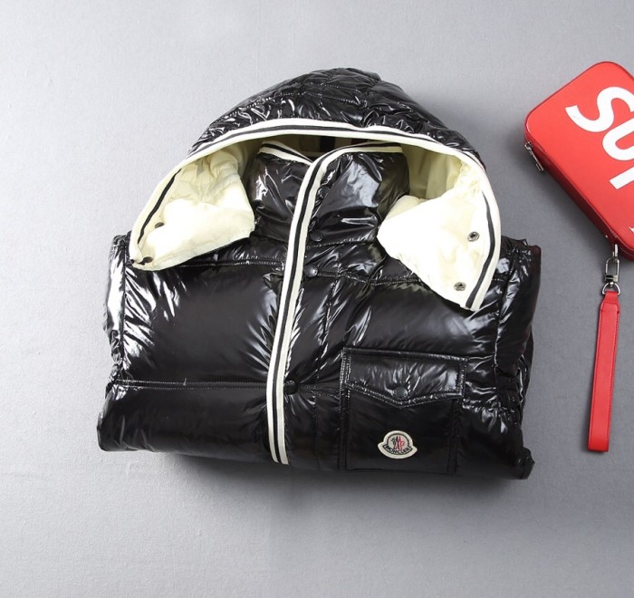 Moncler Design Mens Womens Winter Windprood Down Jackets Keep Warm 90% White Duck Down